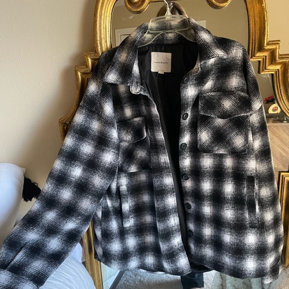 Thread & Supply Shacket - Picture 5 of 5